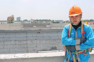 kinh-nghiem-chon-thi-cong-mai-ngoi-chuyen-nghiep